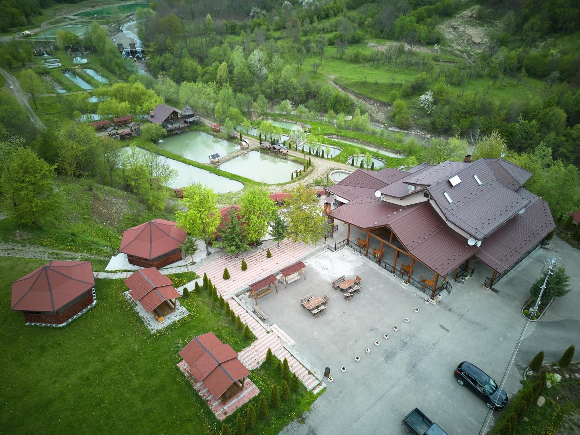 Pastravaria Crasna Bogiri Izvoarele  Exterior photo